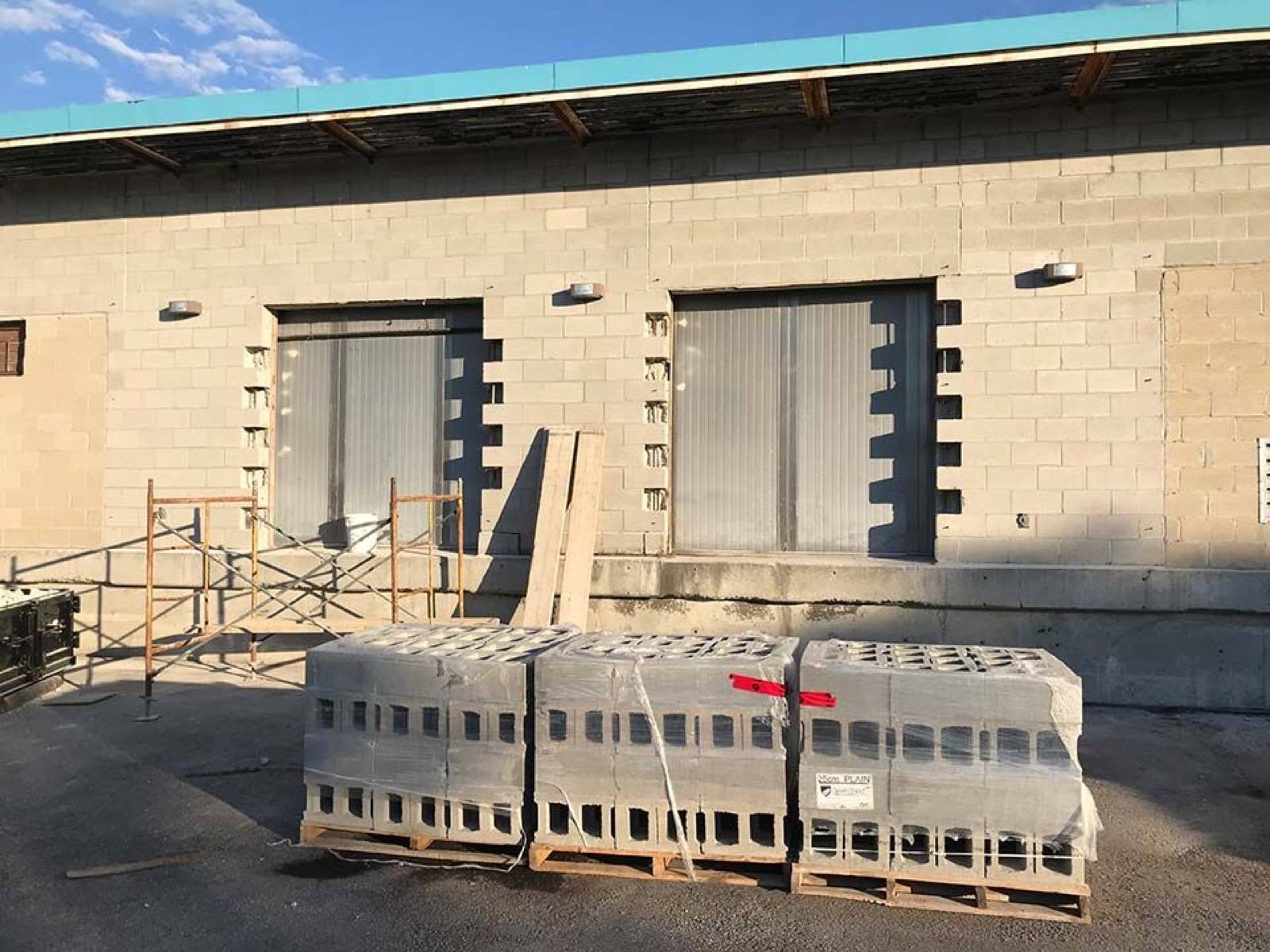 exterior view of a building 