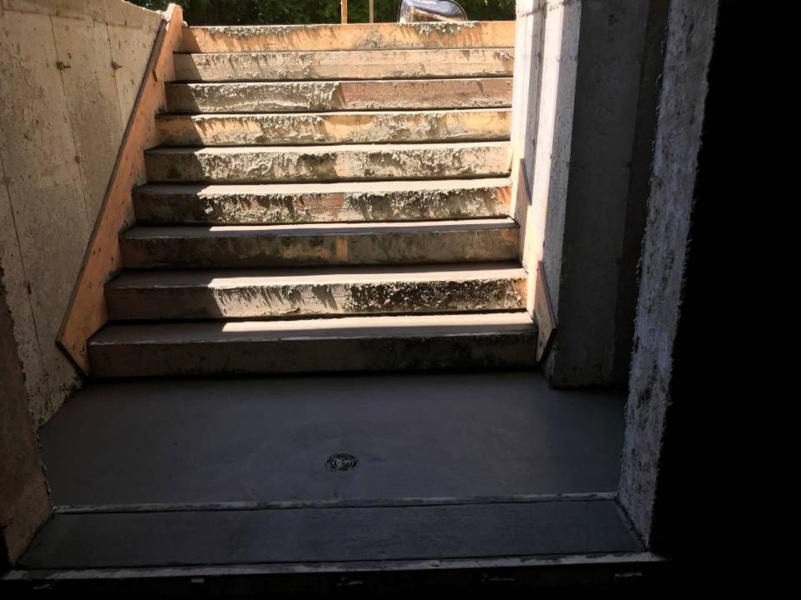 walkout stairs